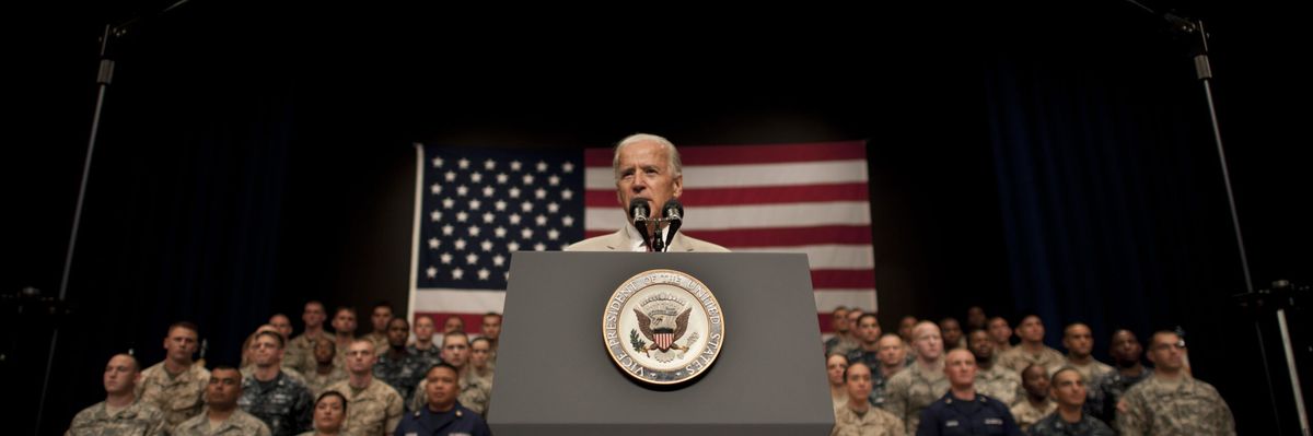 110824-f-nw635-112-scaled