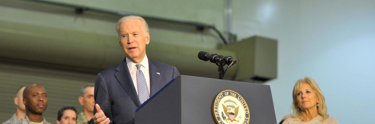 160307-f-fn000-092-scaled