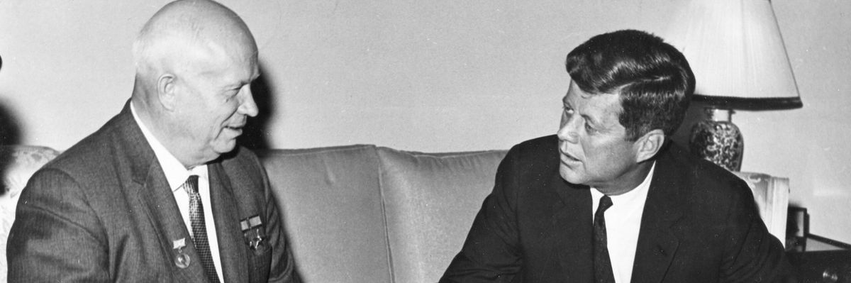 2013-11-15t120000z_2053461518_wm1e9be1tip01_rtrmadp_3_usa-jfk-scaled-e1665515883995