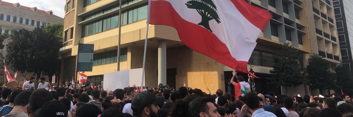 2019_lebanese_protests_-_beirut_11
