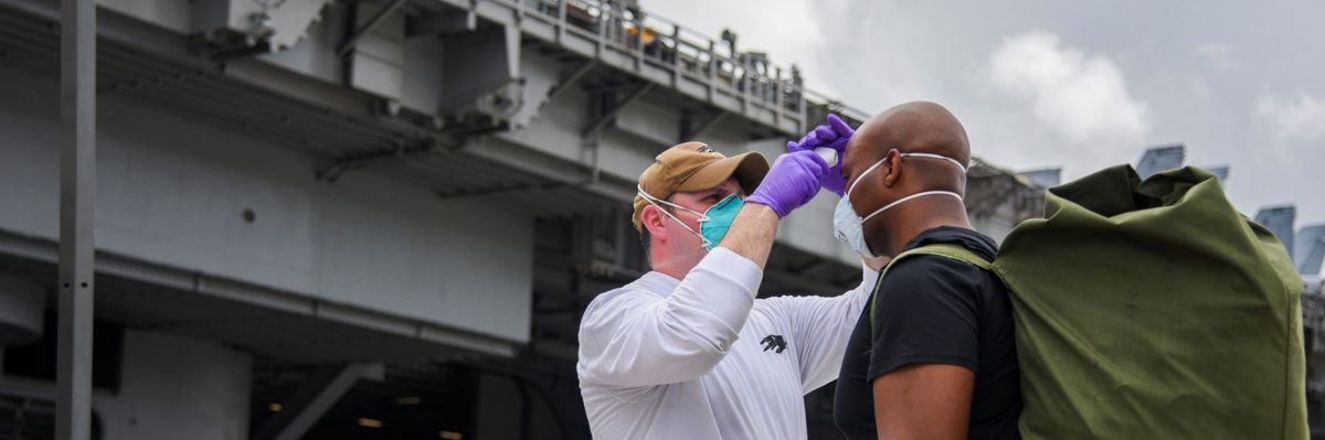 2020-05-01t000000z_1808169173_rc2xfg9ju3ps_rtrmadp_3_health-coronavirus-usa-navy-scaled