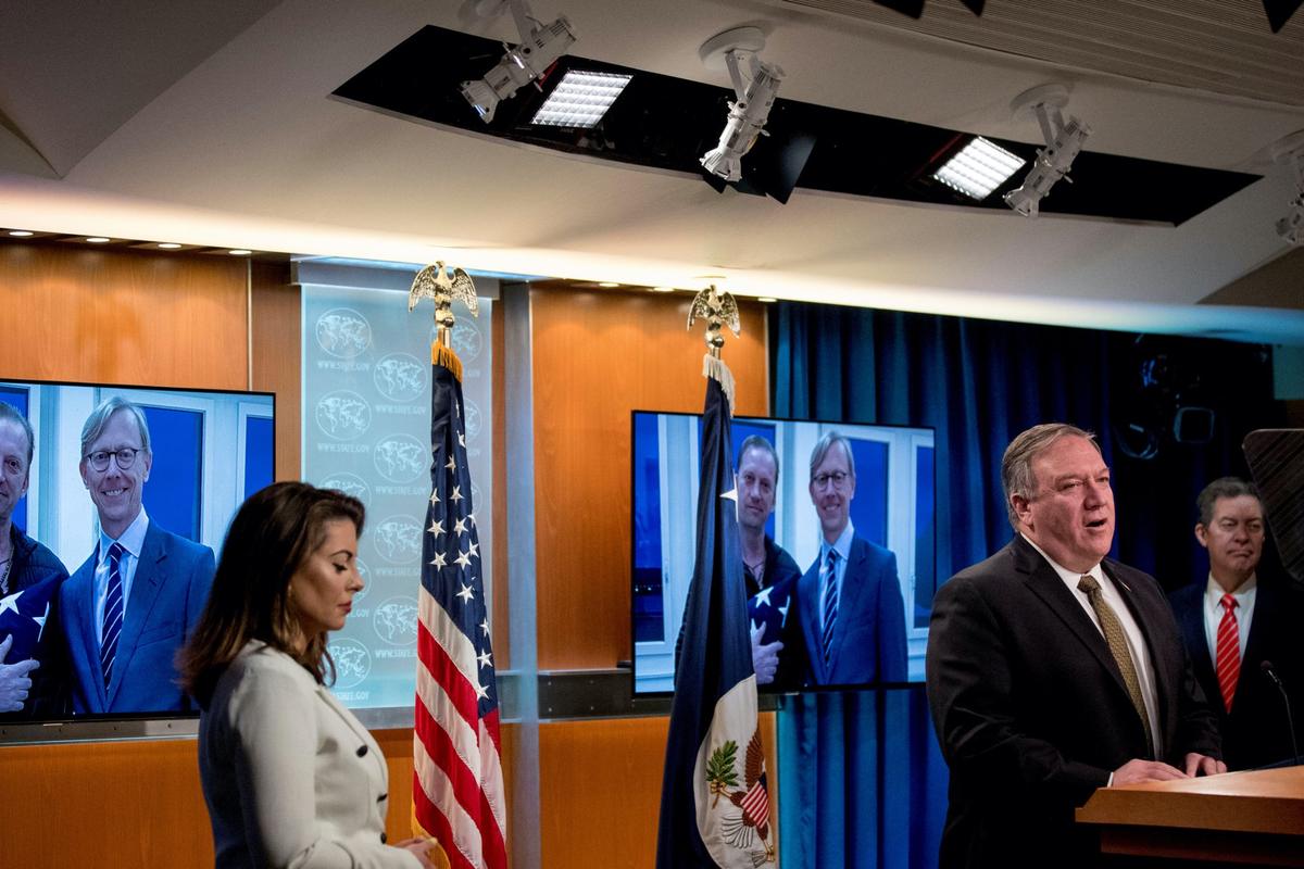 2020-06-10t000000z_912379353_rc2g6h9gjet7_rtrmadp_3_usa-pompeo-two-scaled