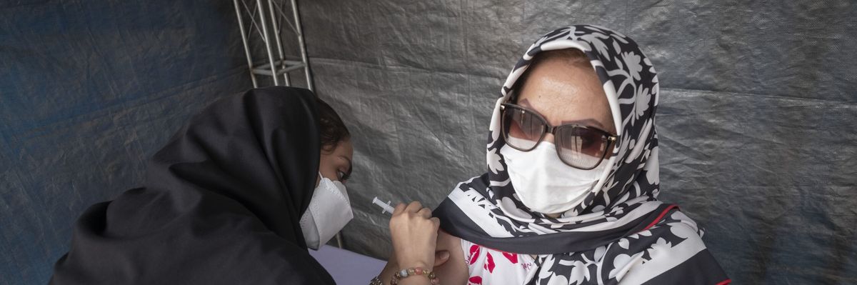 2021-08-16t000000z_909725001_mt1nurpho0007gmuzj_rtrmadp_3_health-coronavirus-iran-scaled