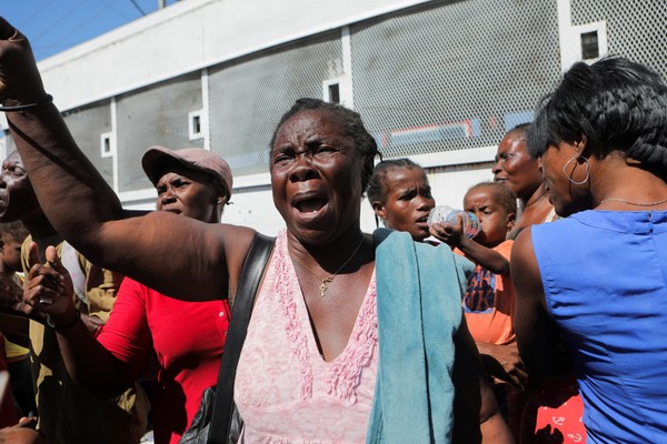 2022-11-18t010841z_1903109007_rc2tnx93fe4p_rtrmadp_3_haiti-politics-scaled