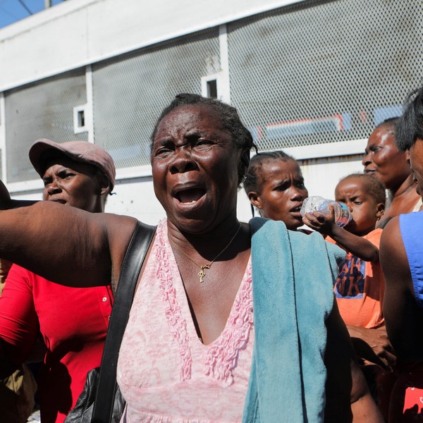 2022-11-18t010841z_1903109007_rc2tnx93fe4p_rtrmadp_3_haiti-politics-scaled