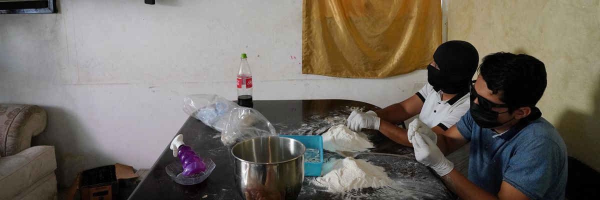 2023-05-09t110248z_644493667_rc2lgt956ri2_rtrmadp_3_mexico-drugs-chapitos-e1690482043419