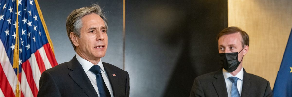 51052764548_de7e39ac98_o-scaled