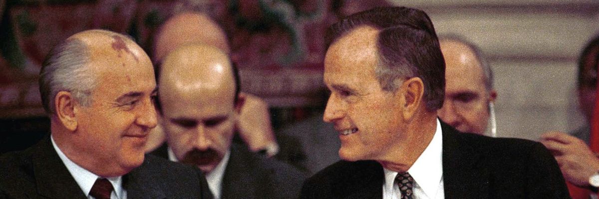 Bush-gorbachev