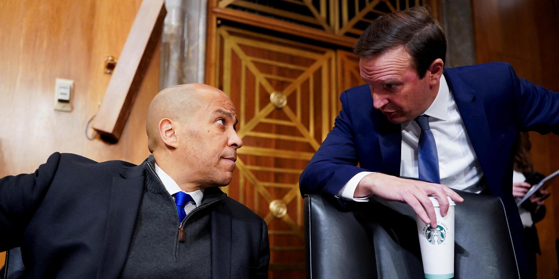Cory Booker and Chris Murphy