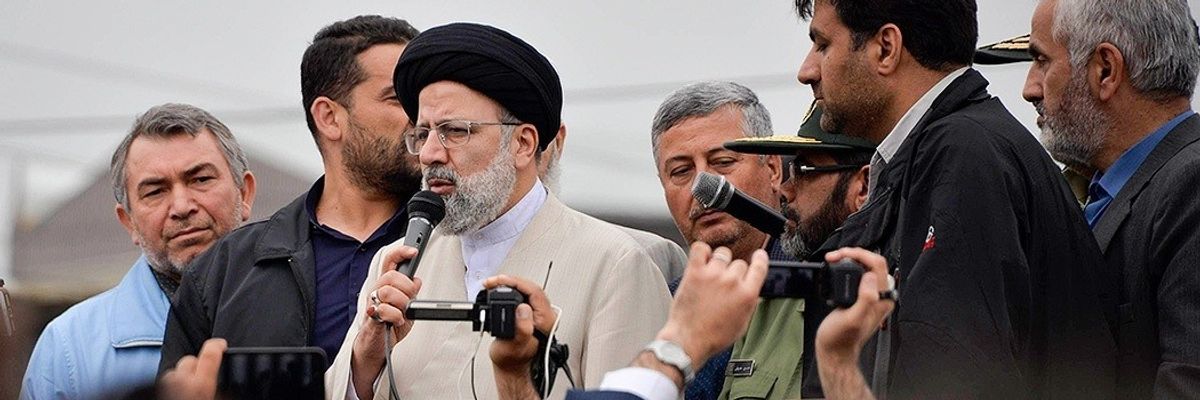 Ebrahim_raisi_in_golestan_4