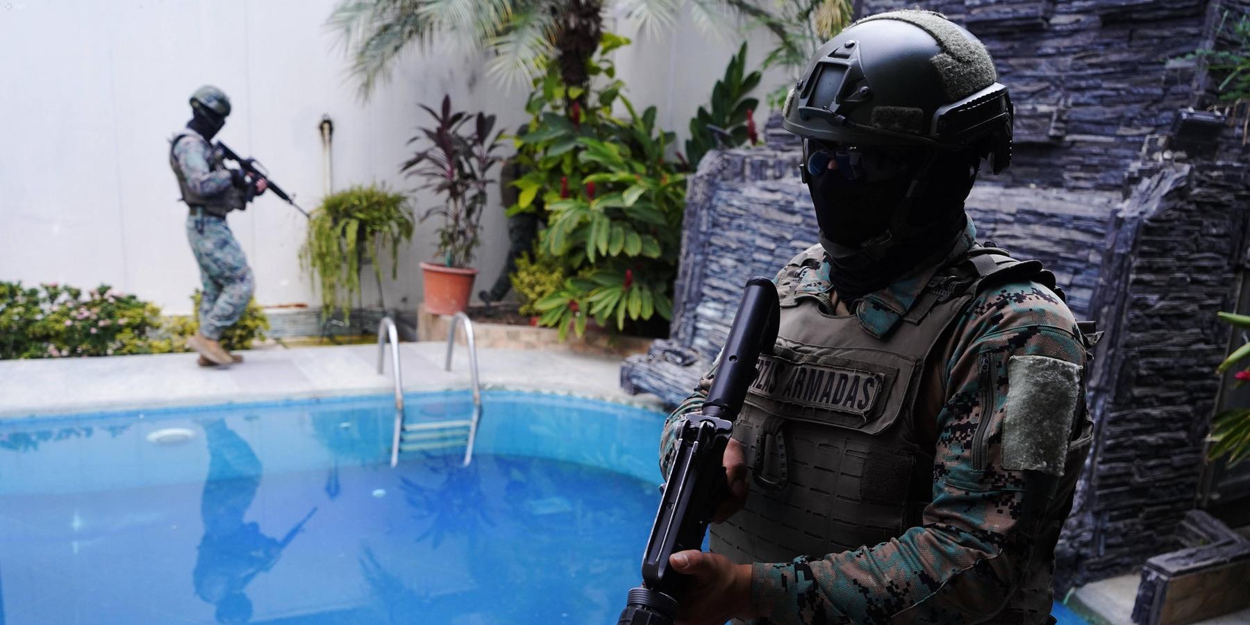 Ecuador military patrol