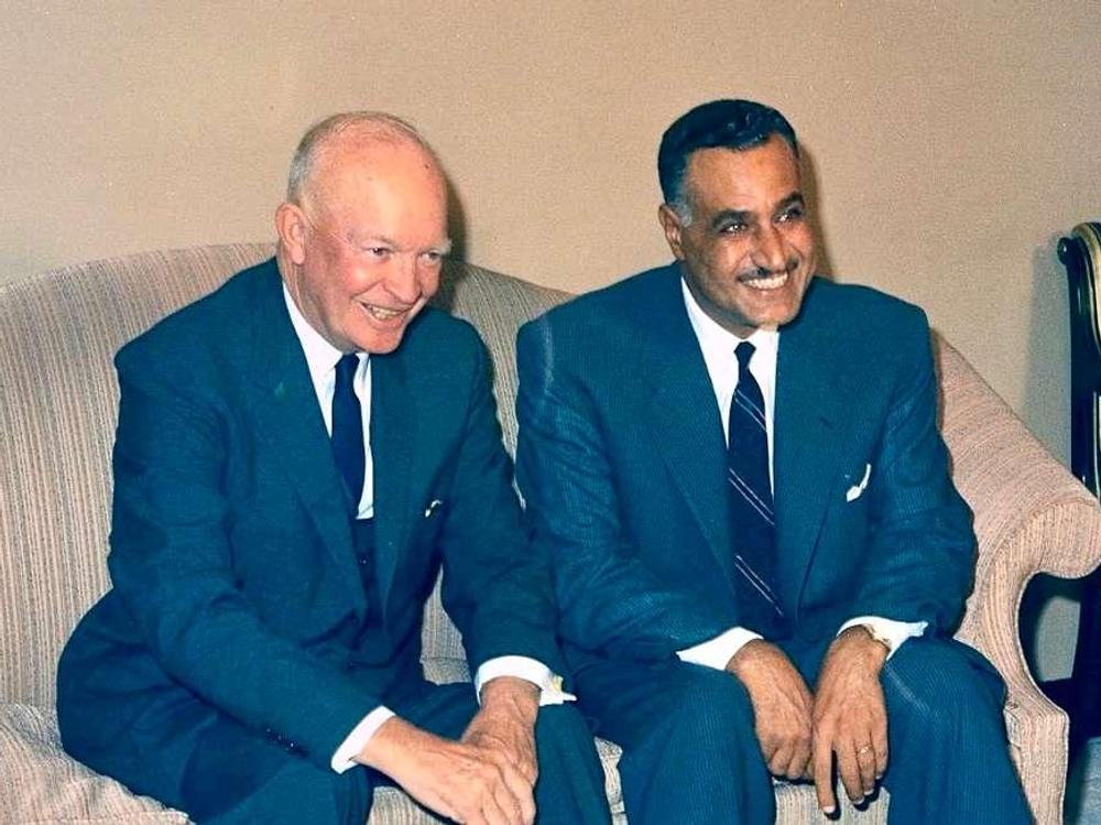 Eisenhower Nasset Suez