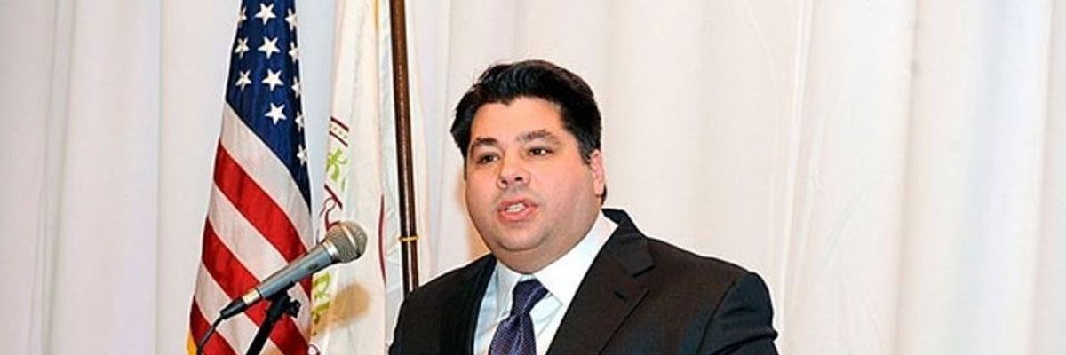 George_j._tsunis_u.s._ambassador