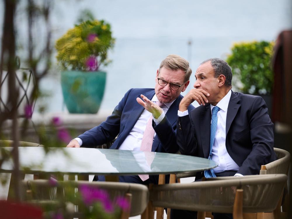 German Foreign Minister Johann Wadephul speaks with Egyptian Foreign Minister Badr Abdelatty