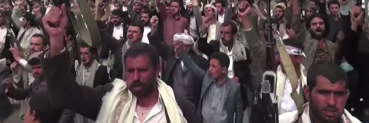 Houthis_protest_against_airstrikes_4