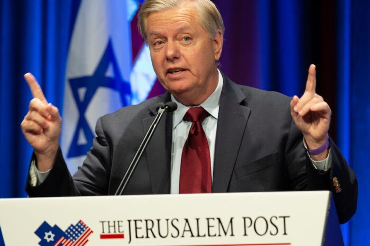 Lindsey Graham, last great Cold War warrior, dead at 71
