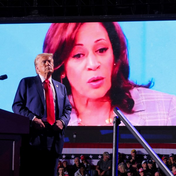 'Anti-war' Trump trying to outflank Harris at critical moment