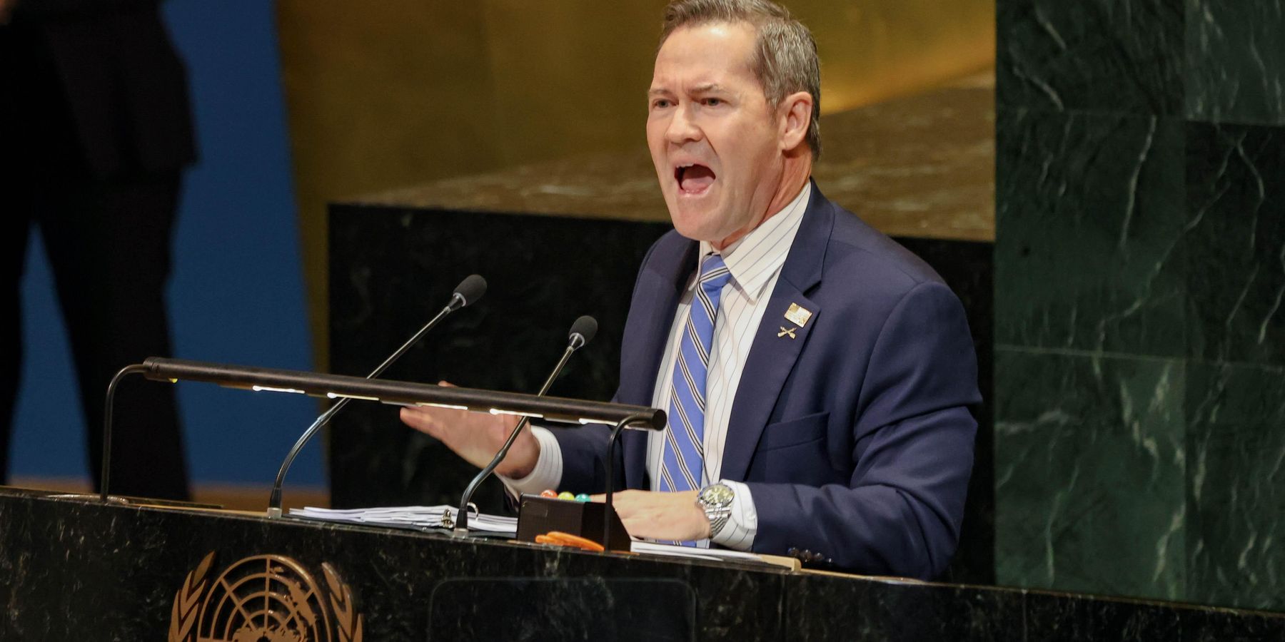 World votes to lift Cuba embargo, again.