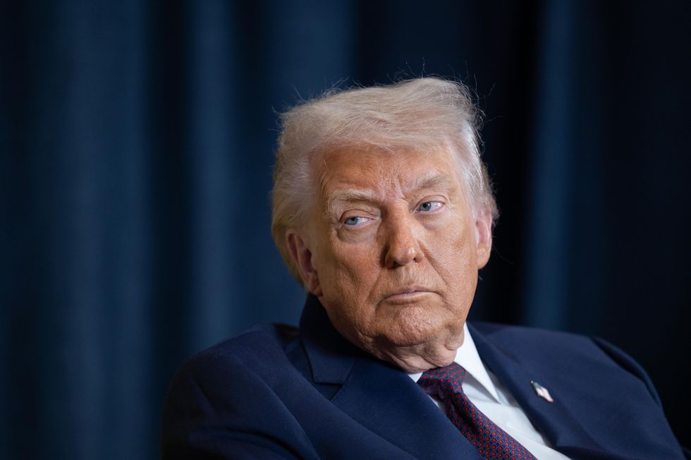 Trump's Iran blockade lifts oil prices above war levels