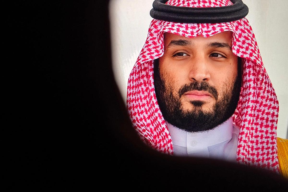 Gulf State Catch-22: Time to drop US as chief security guarantor?