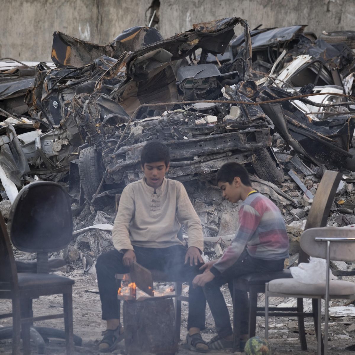 The poverty rate in Iran is estimated to exceed 40% this year.