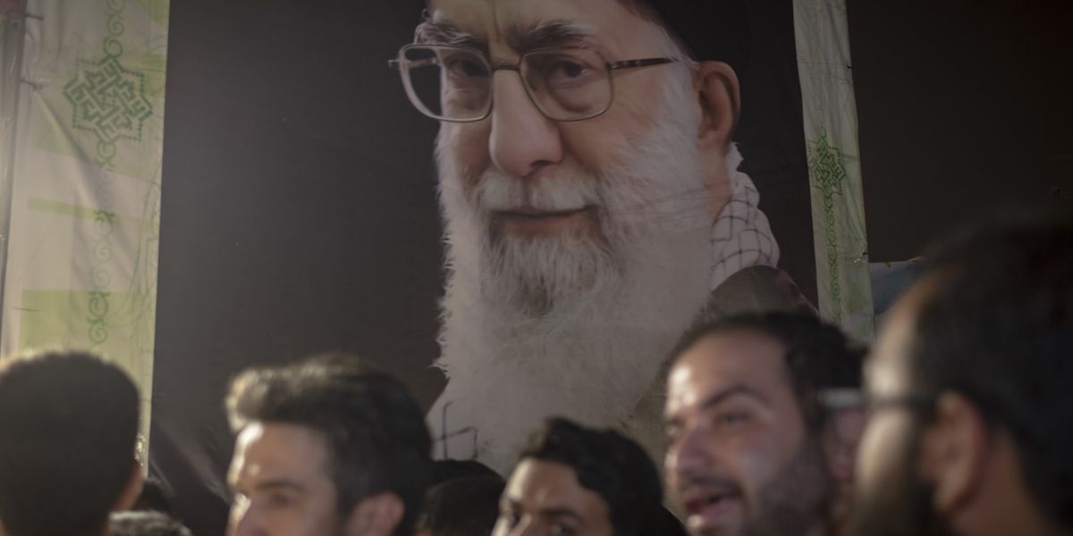 Iran's Khamenei rebukes  candidates 'attached to America'