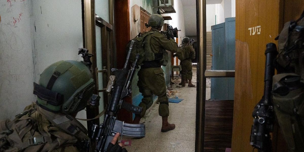 Report: Israelis using Gaza civilians as human shields