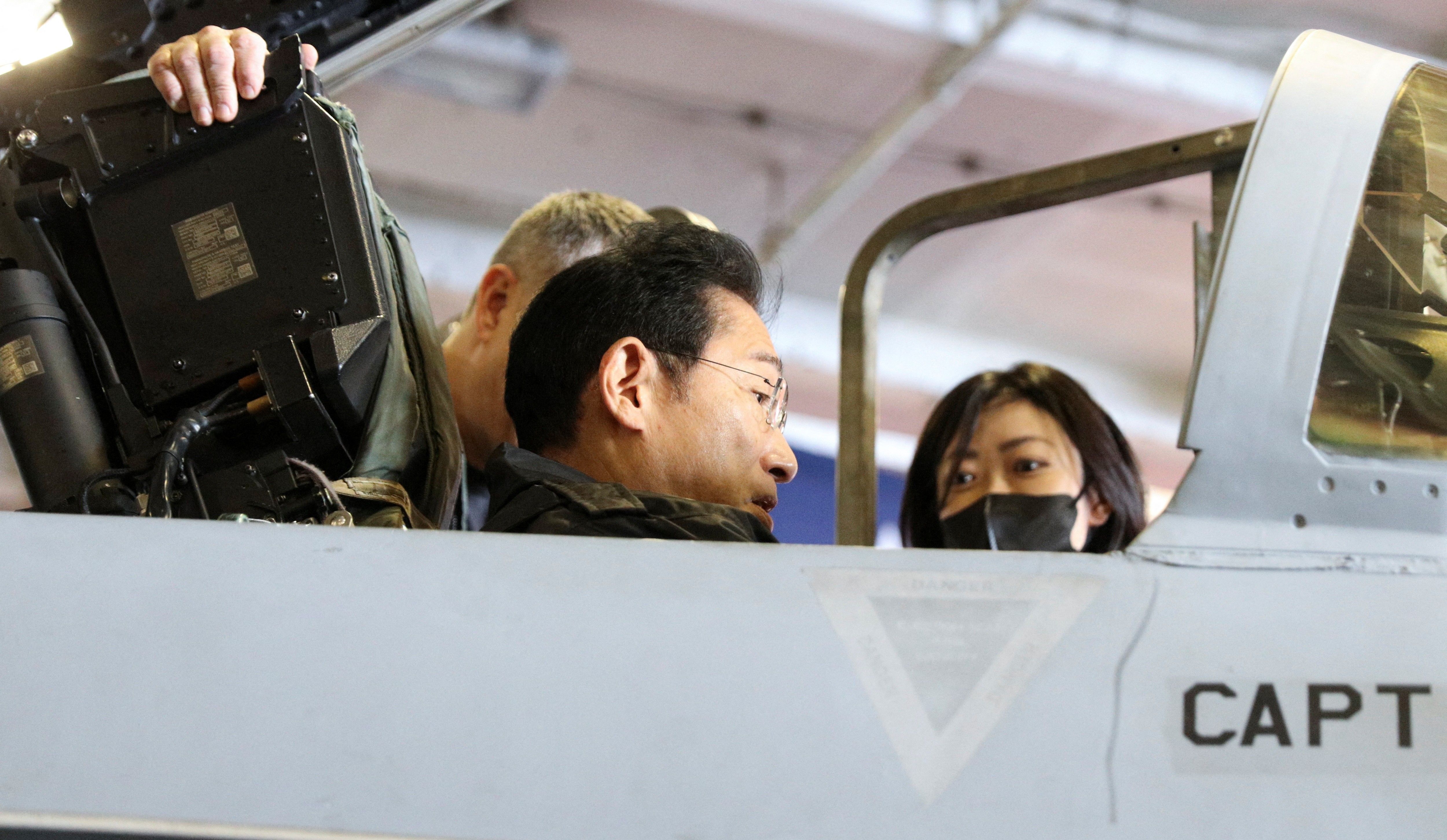 Japan debuts as a weapons exporter