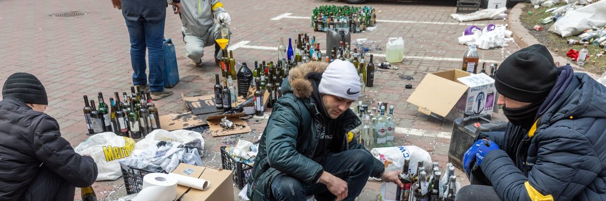 The downside of encouraging 'the fight' on the streets of Ukraine