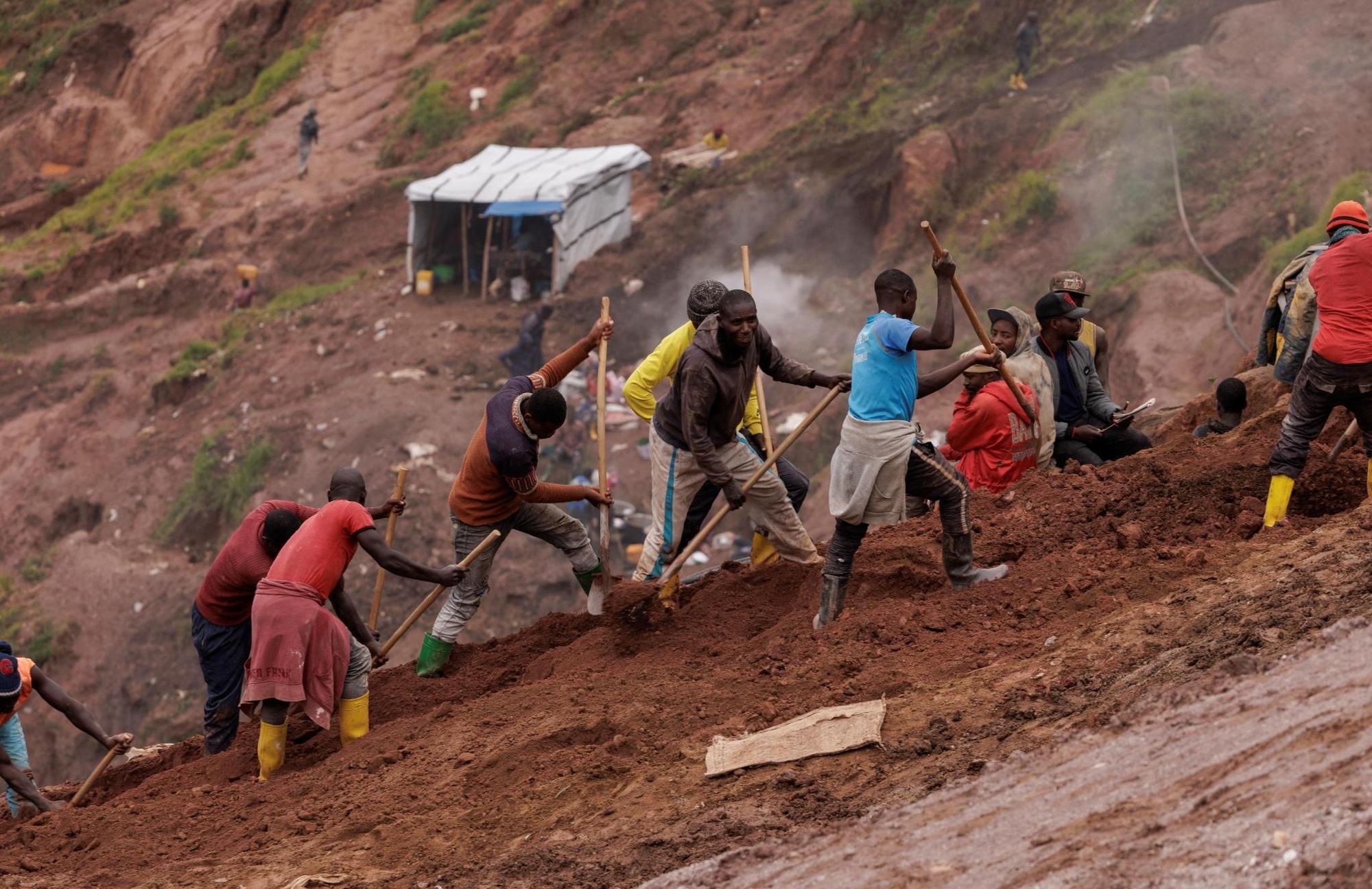 Trump's 'commercial diplomacy' runs into violent reality