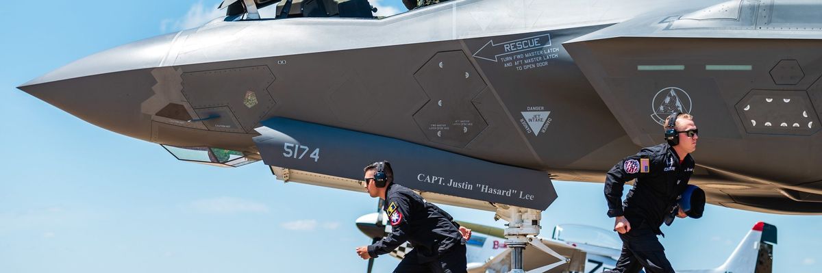 Lockheed_martin_f-35__lightning_ii_-scaled