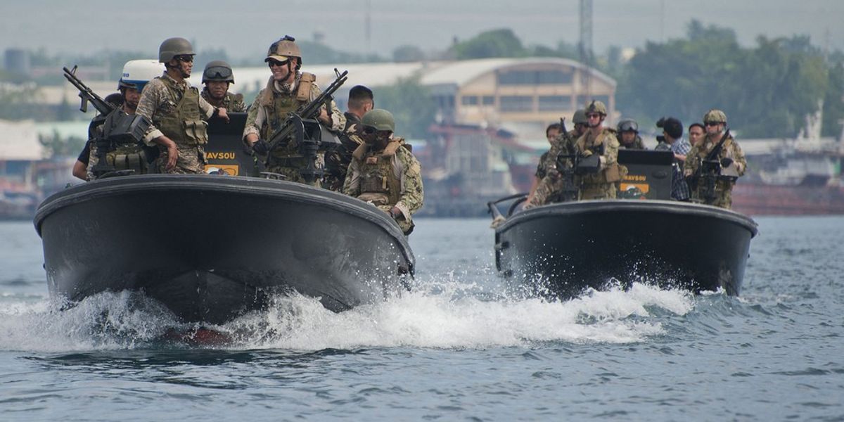 US policies pushing China, Philippines to brink of conflict