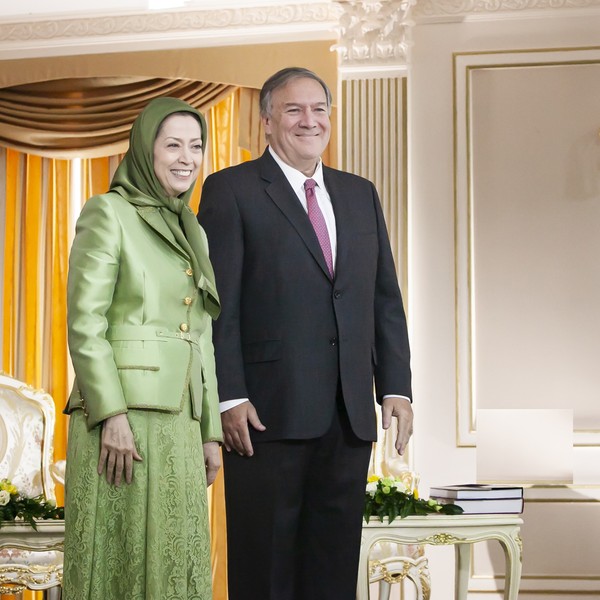 Congress forms caucus to aid Iranian ex-terror group