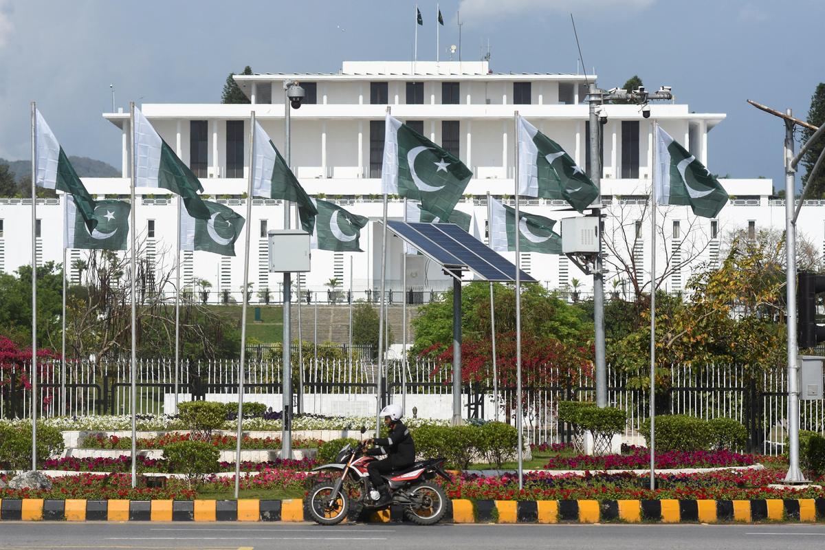 Pakistan US-Iran talks