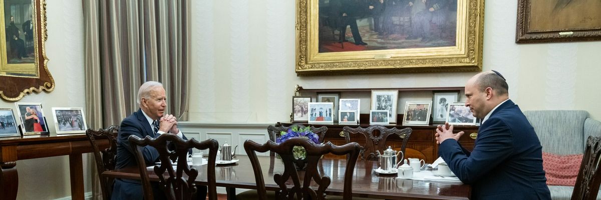 President_joe_biden_meets_with_israeli_prime_minister_naftali_bennett-scaled-e1649609679893