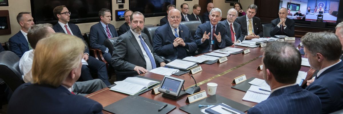 President_trump_addresses_a_briefing_on_the_coronavirus_49463760243-scaled