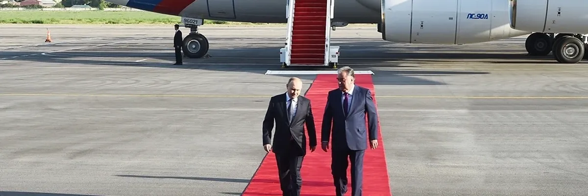 Putin_tajikistan