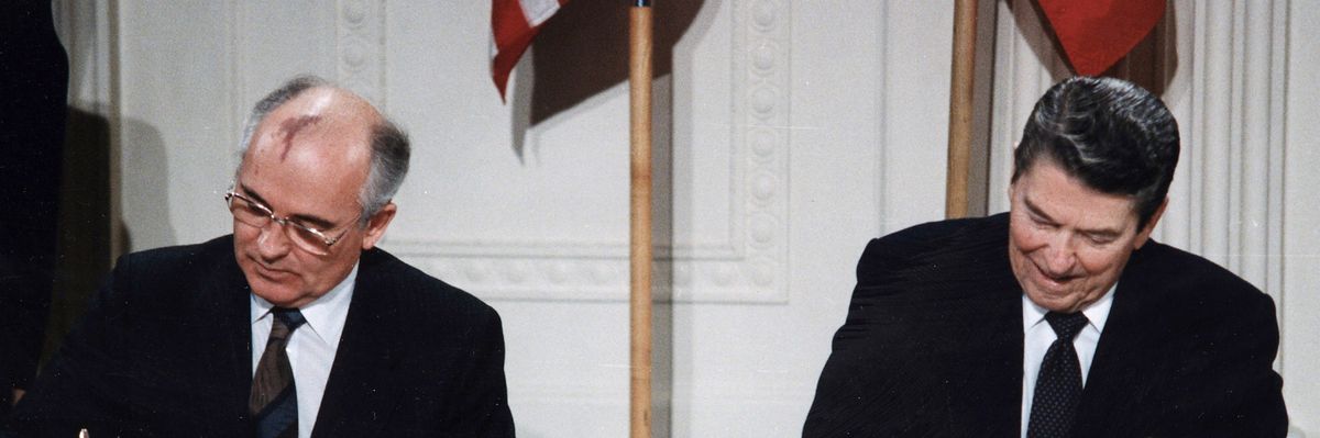 Reagan_and_gorbachev_signing-scaled