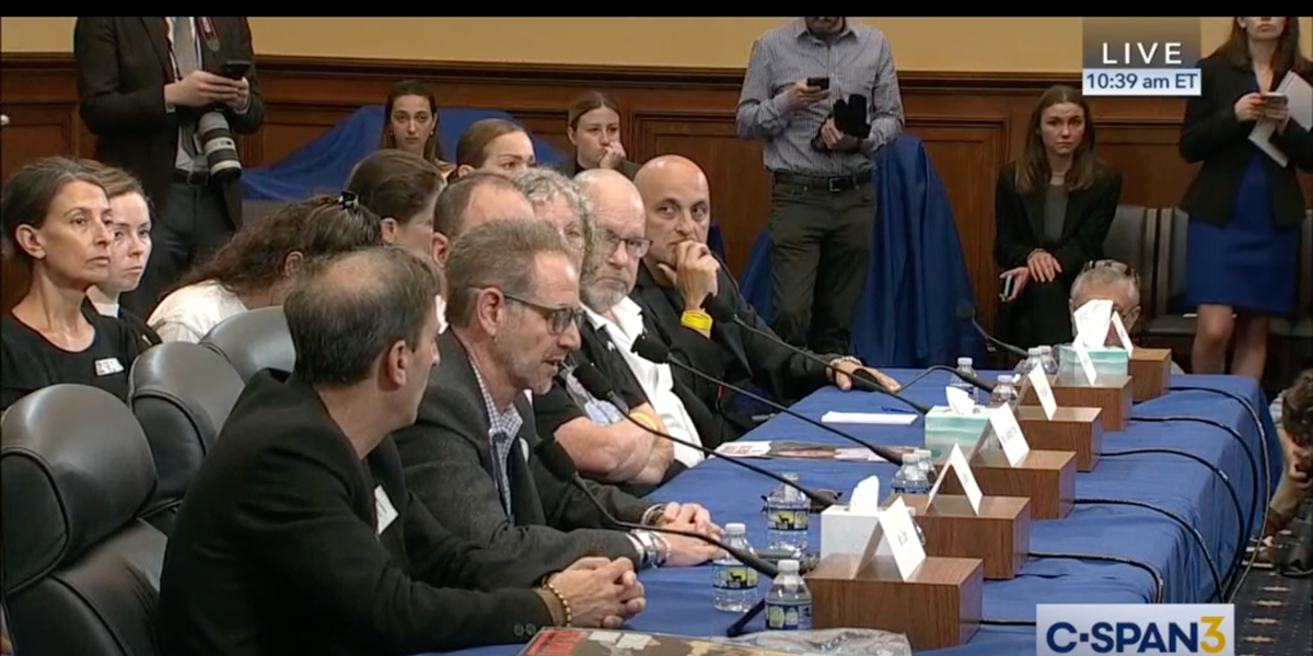 Families of American-Israeli hostages blast Netanyahu