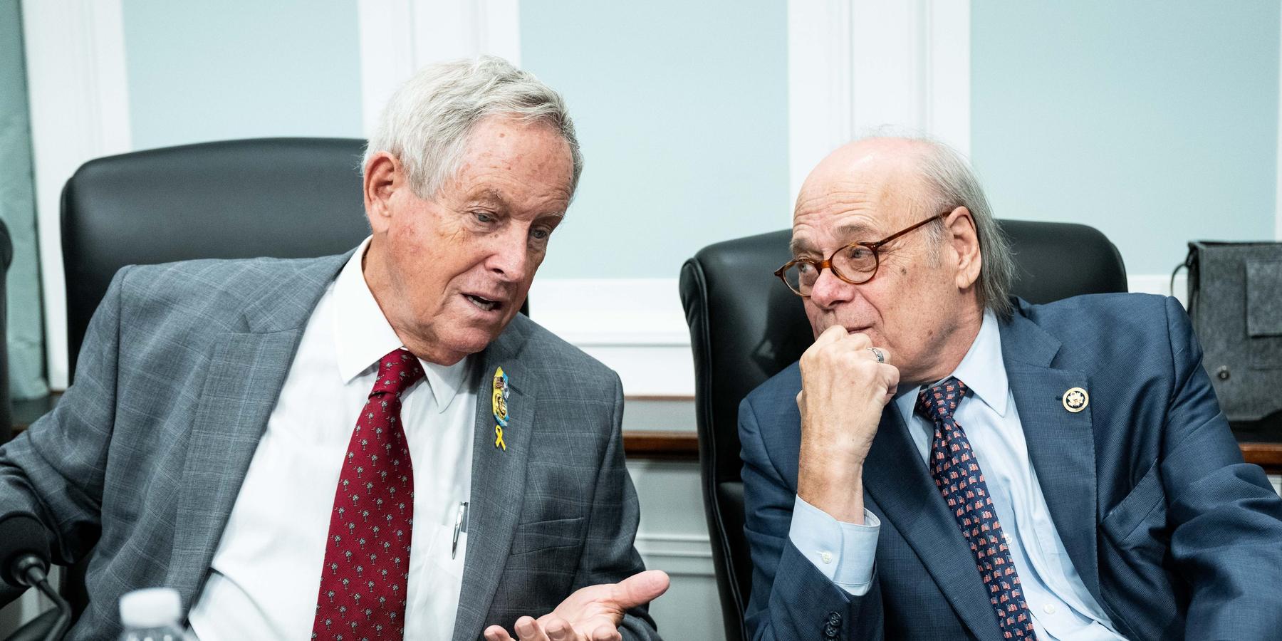Rep. Joe Wilson (R-S.C.) speaking with Rep. Steve Cohen (D-Tenn.) at a meeting of the Commission on Security and Cooperation in Europe (a.k.a. U.S. Helsinki Commission) at the U.S. Capitol in Washington, DC, on Nov. 19, 2024.