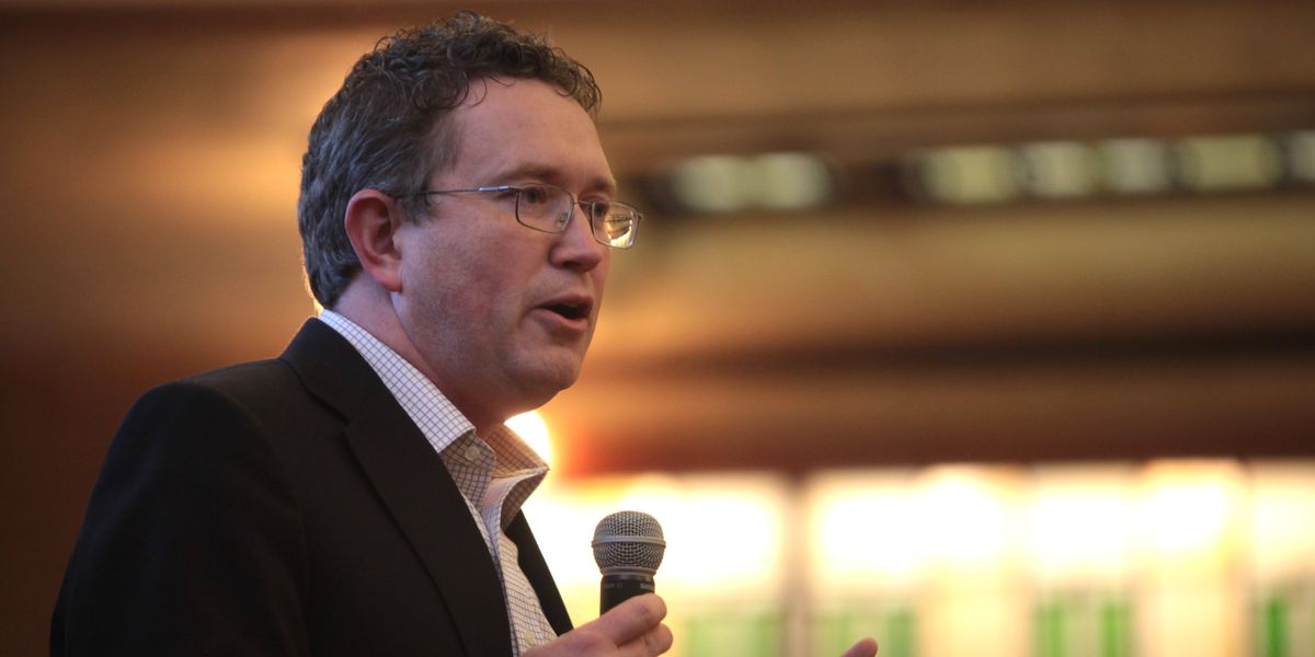 Tom Massie: Washington purposely blacking out Ukraine casualty data