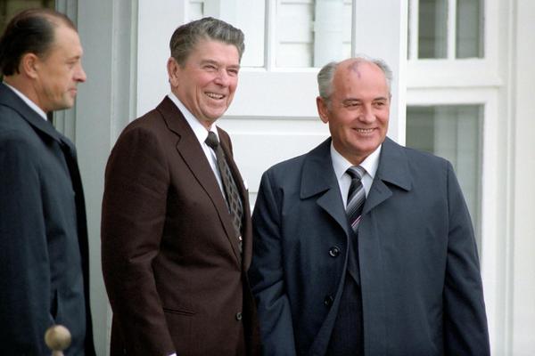 Ronald Reagan and Mikhail Gorbachev