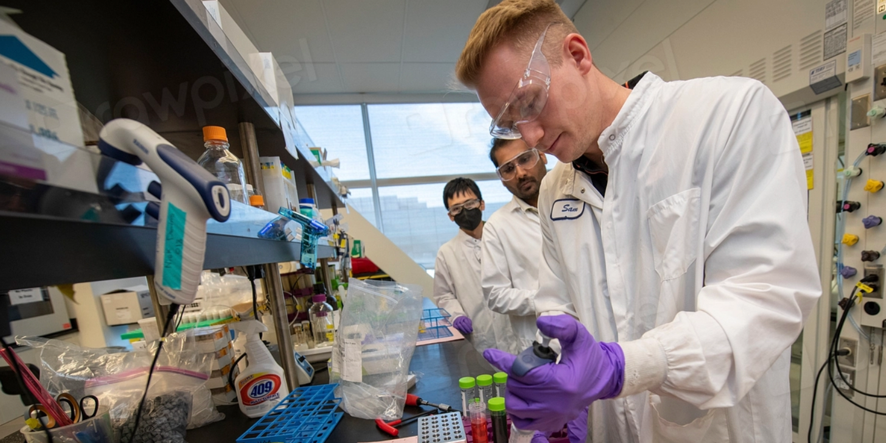 Why can't we just let American & Chinese scientists get along?