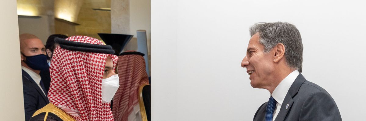 Secretary_blinken_with_foreign_minister_bin_farhan-scaled