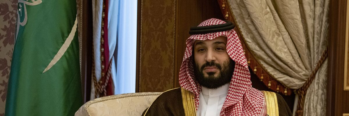 Secretary_pompeo_meets_with_saudi_crowne_prince_salman_al_saud_48119406442