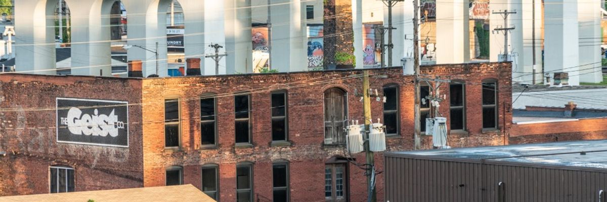 Shutterstock_1428815207