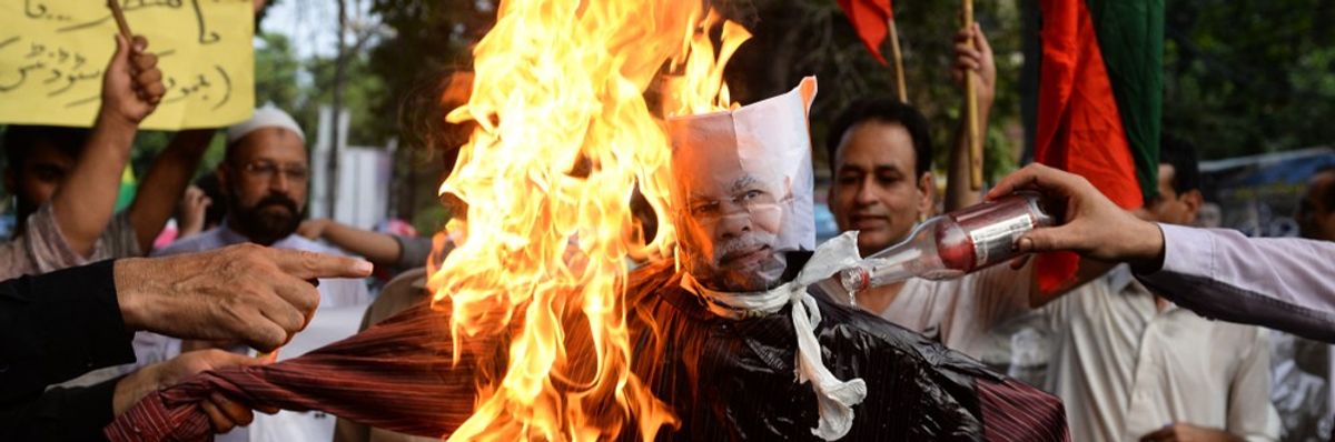 Shutterstock_1471935794