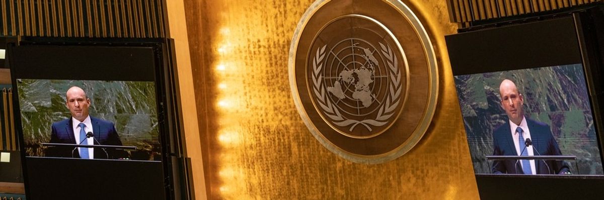 Shutterstock_2048642843