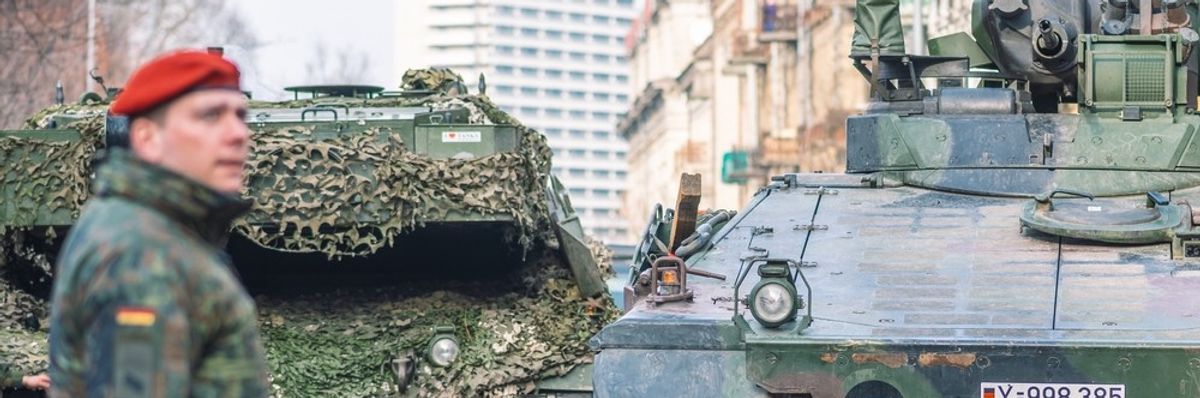 Shutterstock_2125502228