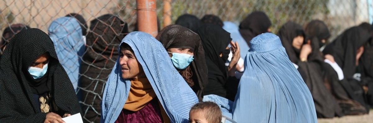 Shutterstock_2145842625